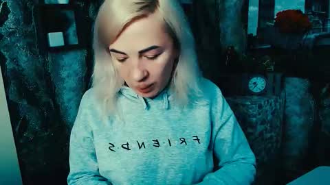 Alina online show from October 27, 2025, 6:28 am