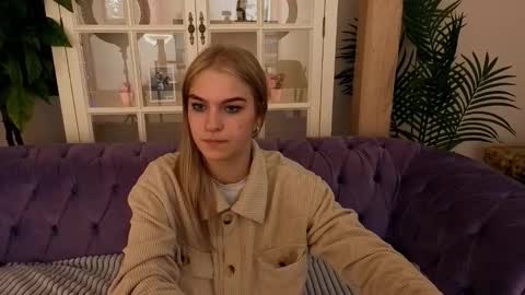 Snapshot of alinalemon chatting on March 30, 2026, 12:28 pm Alina online show from March 30, 2026, 12:28 pm