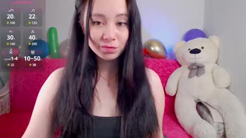 Snapshot of alinaxrose chatting on February 25, 2025, 4:35 am AlinaXRose online show from February 25, 2025, 4:35 am