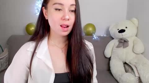 Snapshot of alinaxrose chatting on September 22, 2025, 8:11 pm AlinaXRose online show from September 22, 2025, 8:11 pm