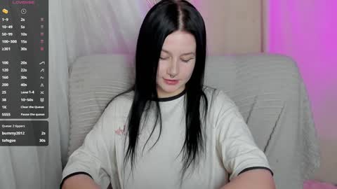 Snapshot of alinegreeeen chatting on January 31, 2025, 1:34 pm Aline Greeeen online show from January 31, 2025, 1:34 pm