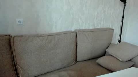 Snapshot of alinegreeeen chatting on February 13, 2025, 4:32 am Aline Greeeen online show from February 13, 2025, 4:32 am