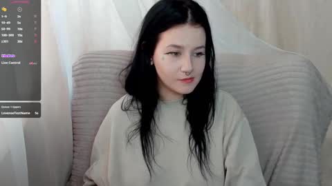 Snapshot of alinegreeeen chatting on February 21, 2025, 5:02 am Aline Greeeen online show from February 21, 2025, 5:02 am