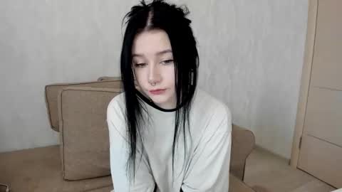 Snapshot of alinegreeeen chatting on March 3, 2025, 2:58 am Aline Greeeen online show from March 3, 2025, 2:58 am