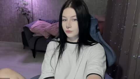 Snapshot of alinegreeeen chatting on October 24, 2025, 3:58 am Aline Greeeen online show from October 24, 2025, 3:58 am