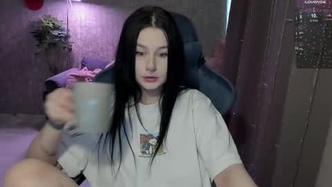 Aline Greeeen online show from March 5, 2026, 8:54 am