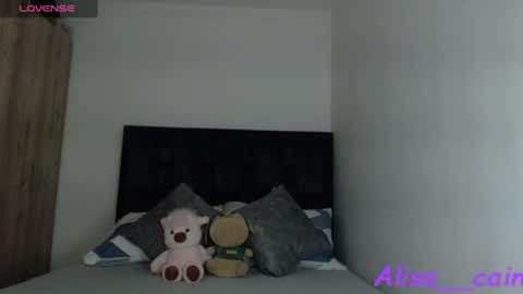 Snapshot of alisa__cain chatting on July 23, 2026, 4:27 pm Alejandra online show from July 23, 2026, 4:27 pm