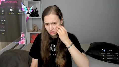 Snapshot of alisa__kelly chatting on September 10, 2025, 12:54 am alisa__kelly online show from September 10, 2025, 12:54 am