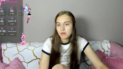 Snapshot of alisa__kelly chatting on October 3, 2025, 1:24 am alisa__kelly online show from October 3, 2025, 1:24 am