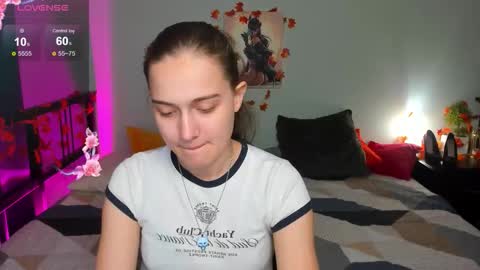 Snapshot of alisa__kelly chatting on November 1, 2025, 1:29 am alisa__kelly online show from November 1, 2025, 1:29 am