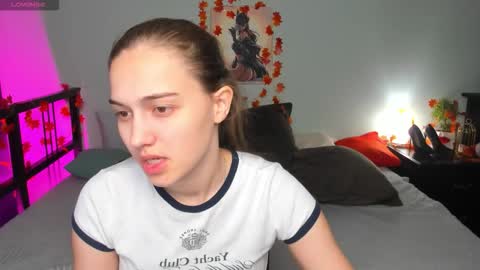 Snapshot of alisa__kelly chatting on November 10, 2025, 1:04 am alisa__kelly online show from November 10, 2025, 1:04 am