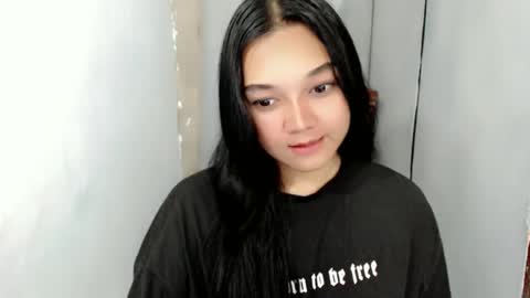 Shanti xhey online show from September 16, 2025, 8:26 am