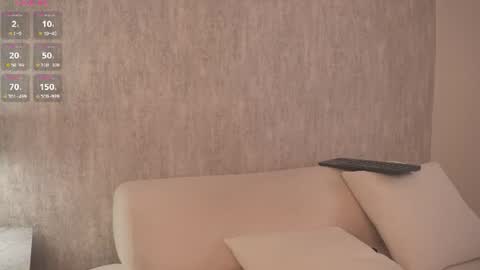 Snapshot of alisa_roldan chatting on June 19, 2026, 1:59 pm online show from June 19, 2026, 1:59 pm