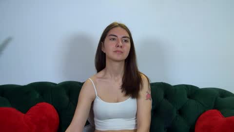 Alisa online show from May 3, 2026, 7:14 am
