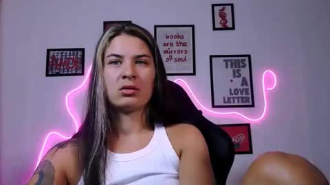 Snapshot of alisarossy chatting on June 3, 2026, 7:19 pm Alisa online show from June 3, 2026, 7:19 pm