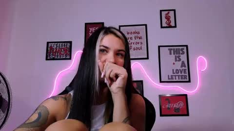Snapshot of alisarossy chatting on June 25, 2026, 1:26 pm Alisa online show from June 25, 2026, 1:26 pm