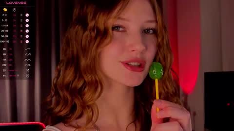 Snapshot of alisavine chatting on November 25, 2025, 6:30 pm Alisa online show from November 25, 2025, 6:30 pm