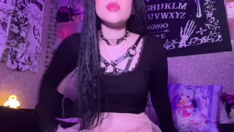 Snapshot of alisha_sky_ chatting on May 25, 2026, 8:31 am alisha_sky_ online show from May 25, 2026, 8:31 am