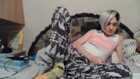Snapshot of alishaluv chatting on October 10, 2025, 3:27 am Alisha online show from October 10, 2025, 3:27 am