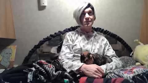 Alisha online show from December 3, 2025, 2:19 am