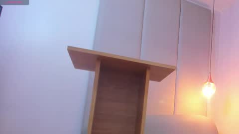 Snapshot of alishapalmer chatting on February 21, 2025, 7:10 pm online show from February 21, 2025, 7:10 pm