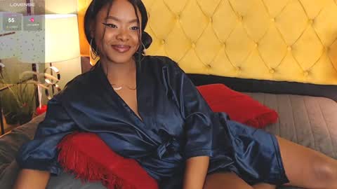 Snapshot of alishaweir chatting on December 27, 2024, 12:07 am Luna online show from December 27, 2024, 12:07 am