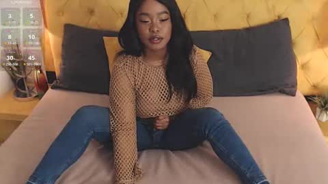 Snapshot of alishaweir chatting on February 9, 2026, 7:51 pm Luna online show from February 9, 2026, 7:51 pm