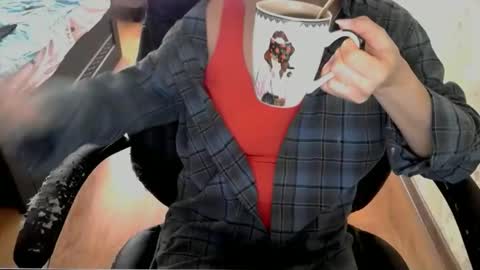 Snapshot of alisia18 chatting on February 25, 2026, 10:36 am Alisa online show from February 25, 2026, 10:36 am