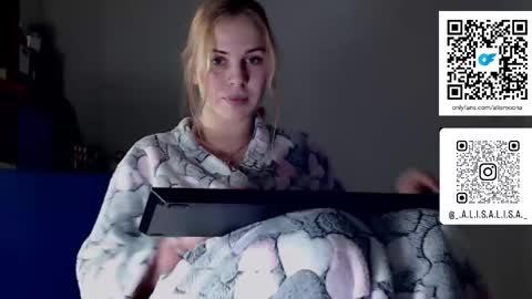 Snapshot of alismoona chatting on January 10, 2026, 12:34 am Alisa online show from January 10, 2026, 12:34 am