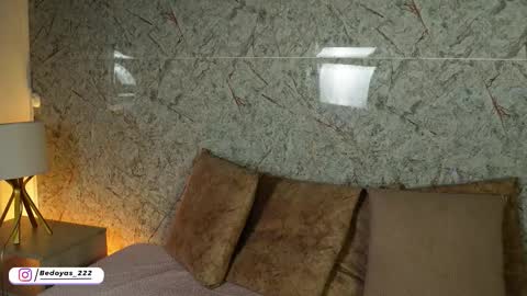 Snapshot of alison222_ chatting on January 7, 2026, 12:29 pm A L I S O N online show from January 7, 2026, 12:29 pm