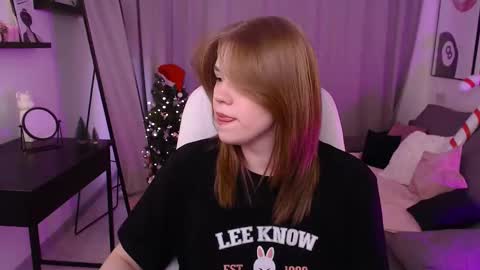 Snapshot of alison_doody chatting on December 23, 2025, 7:39 am Alison online show from December 23, 2025, 7:39 am