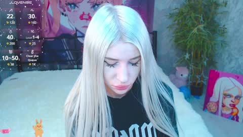Snapshot of alison_moonlight chatting on January 31, 2025, 2:04 am Alison online show from January 31, 2025, 2:04 am
