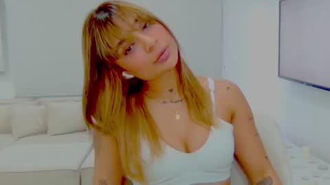 Snapshot of alisondiaz_ chatting on January 3, 2025, 2:43 am Alison diaz online show from January 3, 2025, 2:43 am