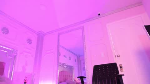 Snapshot of alisonfishert chatting on February 20, 2025, 6:13 pm Alison Fishert online show from February 20, 2025, 6:13 pm