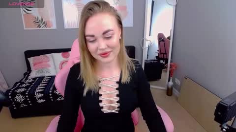 Anna online show from March 1, 2026, 1:13 pm