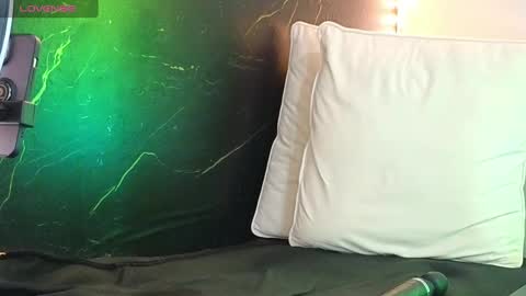 Snapshot of alissa4_ chatting on February 17, 2025, 12:48 pm ALISSA online show from February 17, 2025, 12:48 pm