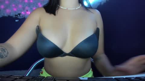 Snapshot of alissa_grey2 chatting on December 8, 2024, 10:36 pm Alissa online show from December 8, 2024, 10:36 pm