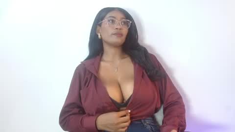 alissa_smith_ online show from April 28, 2026, 1:27 pm