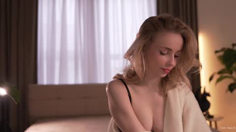 Snapshot of alissa_wxw chatting on November 9, 2025, 8:12 am Alissa online show from November 9, 2025, 8:12 am