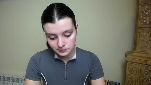 Snapshot of alissaflower_ chatting on December 2, 2024, 12:29 pm Alissa online show from December 2, 2024, 12:29 pm