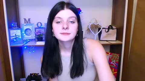 Snapshot of alissaflower_ chatting on December 27, 2024, 5:05 pm Alissa online show from December 27, 2024, 5:05 pm