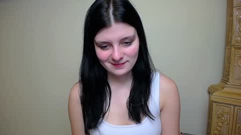 Snapshot of alissaflower_ chatting on January 2, 2025, 7:44 am Alissa online show from January 2, 2025, 7:44 am