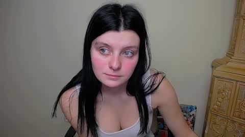 Snapshot of alissaflower_ chatting on January 18, 2025, 10:39 am Alissa online show from January 18, 2025, 10:39 am