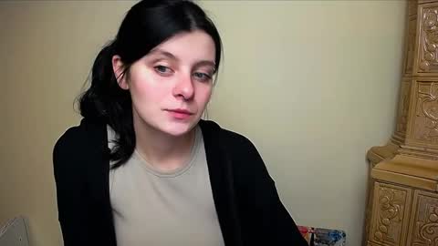 Snapshot of alissaflower_ chatting on January 25, 2025, 7:49 am Alissa online show from January 25, 2025, 7:49 am