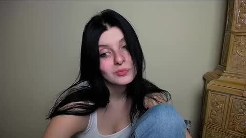 Snapshot of alissaflower_ chatting on February 1, 2025, 10:26 am Alissa online show from February 1, 2025, 10:26 am