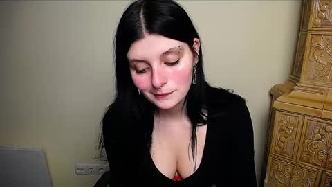 Snapshot of alissaflower_ chatting on February 20, 2025, 4:46 pm Alissa online show from February 20, 2025, 4:46 pm