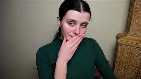 Snapshot of alissaflower_ chatting on February 23, 2025, 4:24 pm Alissa online show from February 23, 2025, 4:24 pm