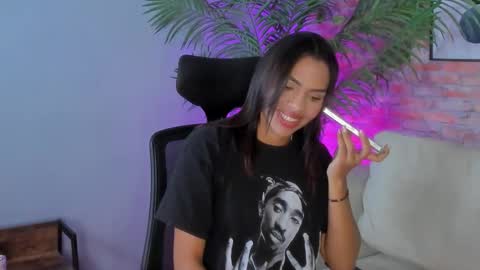 Snapshot of alisse_baker chatting on October 26, 2025, 7:14 am alisse_baker online show from October 26, 2025, 7:14 am