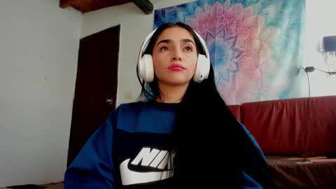 Snapshot of alisson369_ chatting on November 14, 2025, 4:38 pm Alisson369 online show from November 14, 2025, 4:38 pm