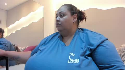 Snapshot of alisson_am chatting on October 27, 2025, 11:25 am Alisson online show from October 27, 2025, 11:25 am